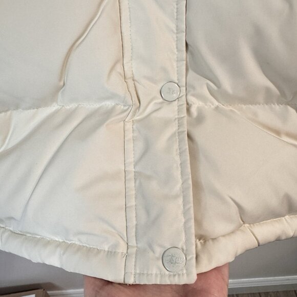 Vintage Y2K Gap Vest Womens M Puffer Down Quilted Faux Fur Hood Zip Snap - Picture 4 of 11